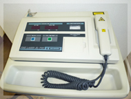 レーザー治療機器